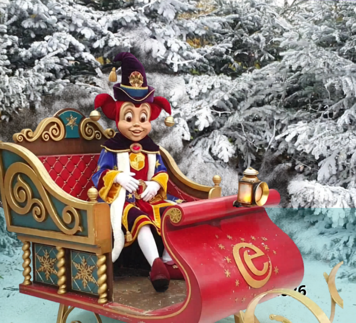 Pardoes van de Efteling zit in een slee met een winters landschap